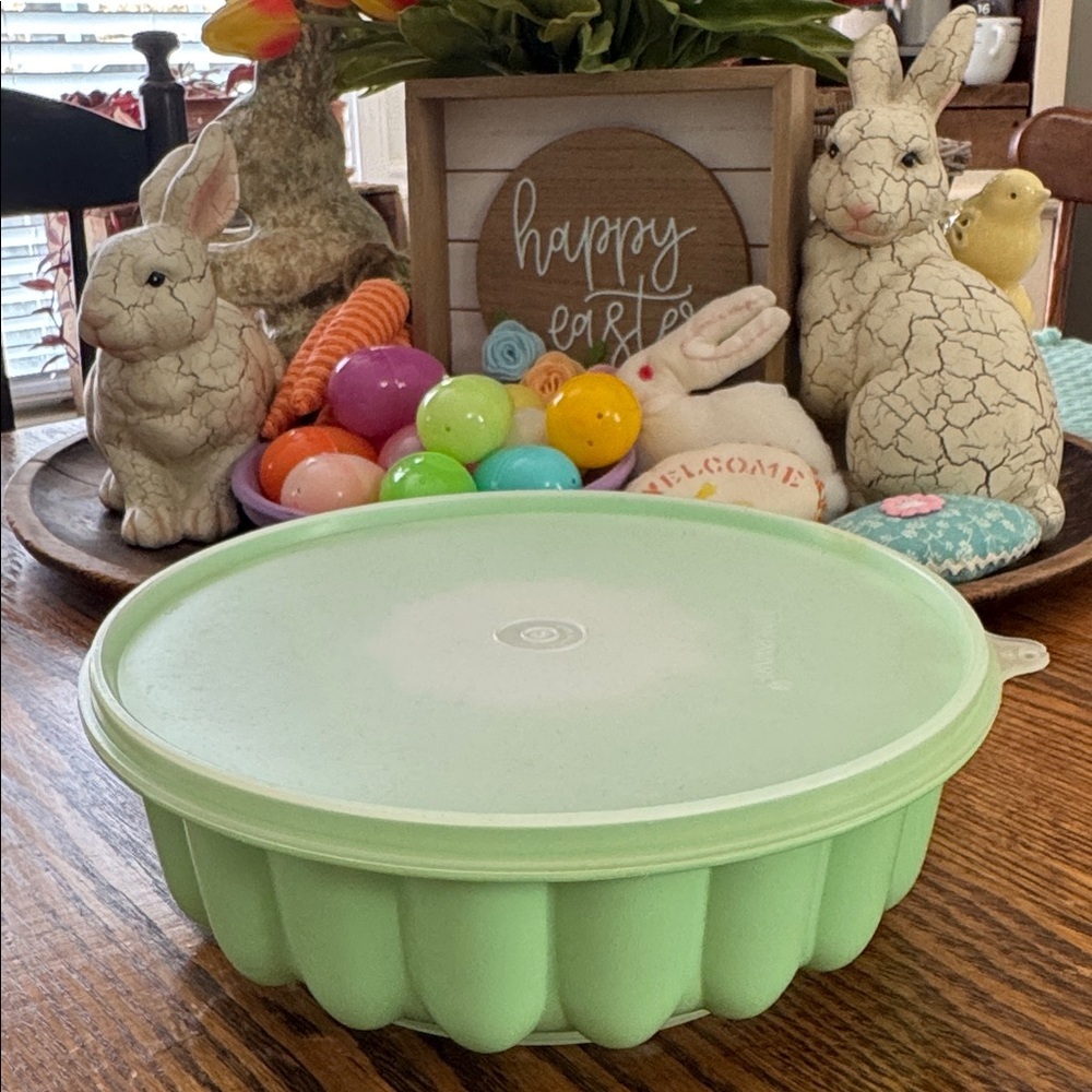 Vintage TUPPERWARE l Mint Green Jello Mold - Picture 3 of 5
